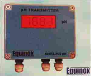 pH Transmitter With Local Display