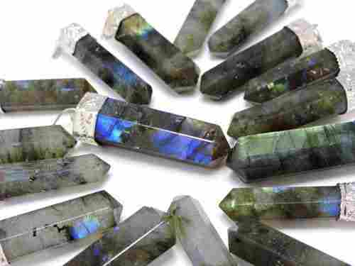Charming Labradorite Crystal Jewelry Pendant