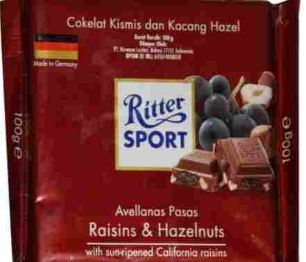 100g Ritter Sport Raisins And Hazelnuts
