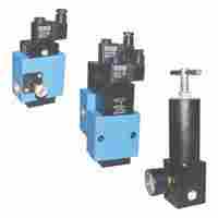 Special valves for PET moulding machines