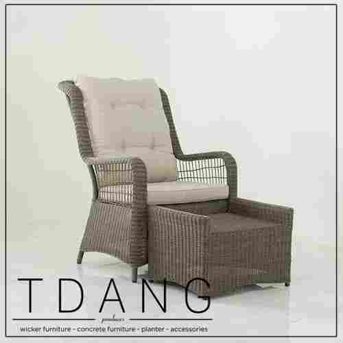 Elise Relax Wicker Chair With Ottoman
