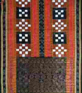 Traditional Chocolate And Black Bichitrapuri Ikat (Tie And Dye) Cotton Saree