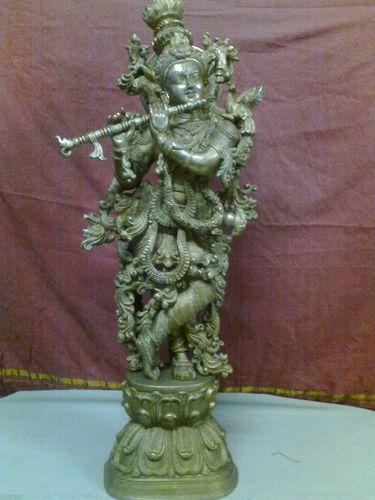Brass Radhe Krishna Statue With Wonderful Ornamental Works