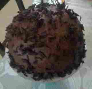 Dome Shaped Eggless Chocolate Cake