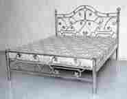 Fine Finish Stainless Steel Bed