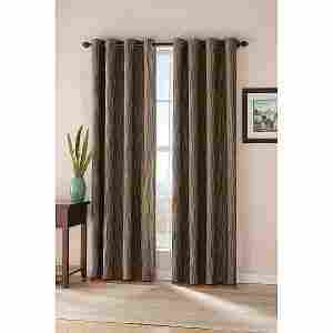 Simple & Sober Curtains