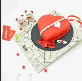 Valentine Creative Cake