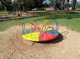 Playground Meri Go Round