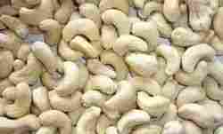 White Wholes Cashew