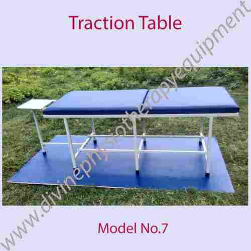  3 पैरों के साथ ट्रैक्शन टेबल 