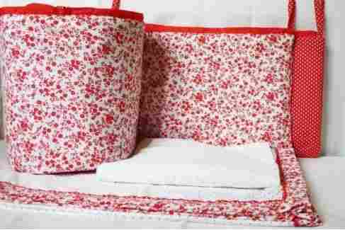 Elegant In Red Crib Bedding Set