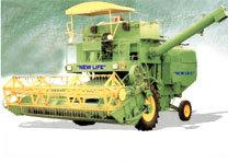 Self Propelled Combined Harvester