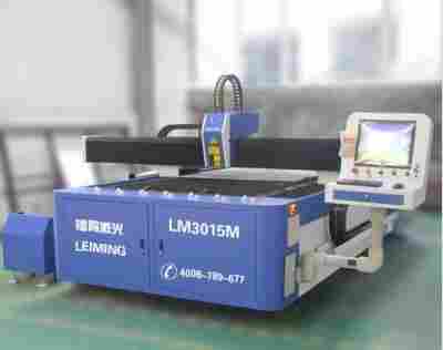 Metal Plate And Pipe Fiber Laser Cutter LM3015M