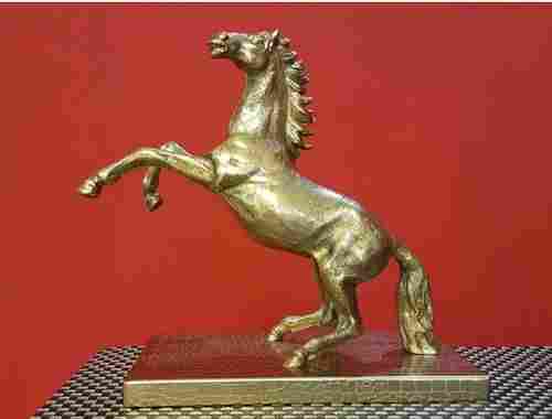Horse Metal Statue Jumping