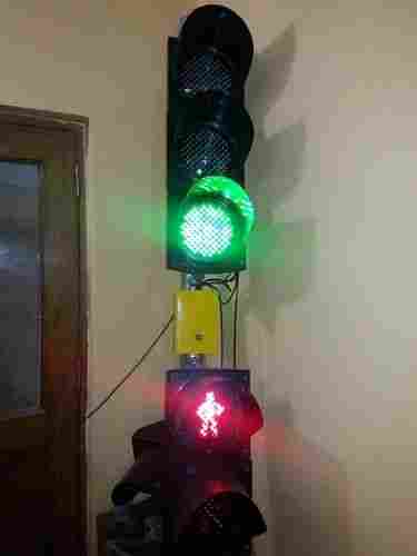 Traffic Signal With Pedestrian Controller