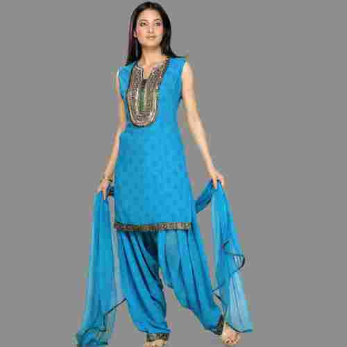 Punjabi Ladies Sleeveless Salwar Suit