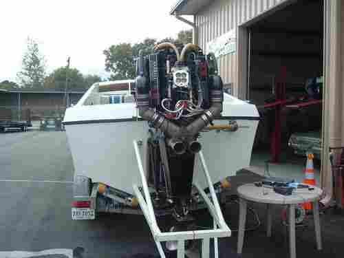 Outboard Engines / Boat Motors