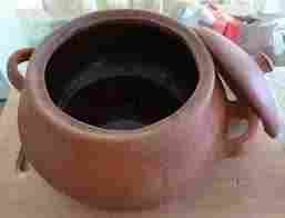 Cooking Clay Pot