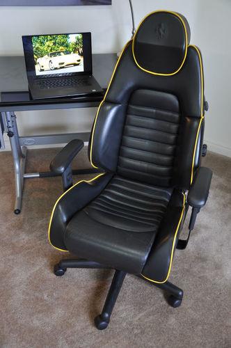 Executive and Manager Office Gaming Race Chair