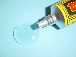 Transparent Water Resistant Glue Adhesive