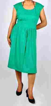 Green Ladies Knee Length Tunic Dress With Waist Band