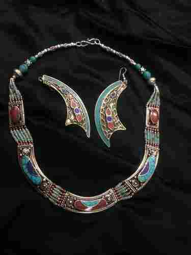Turquoise Nepali Neckline With Crescent Danglers