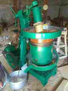 Wood Based Food Oil Extraction Machine