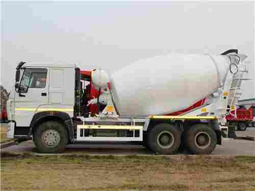 HOWO 6X4 ZZ5327GJBN3647D Cement Mixer Truck