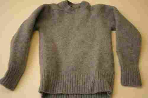 Full Sleeves Woolen Sweaters