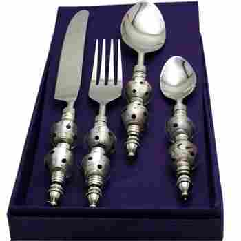 Silver Glass Bead With Polka Dot Cutlery Set (16 Pcs)