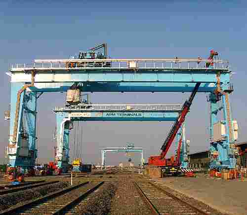 Mokachh rail mounted gantry crane
