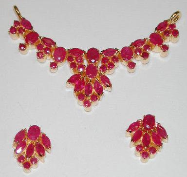 Ruby Pendent Sets