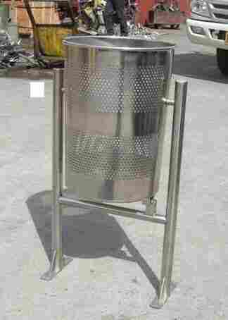 Perforated Pole Hanging Dustbin
