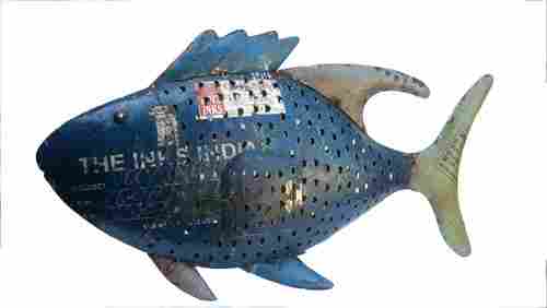 Recycled Iron Fish With T Lite