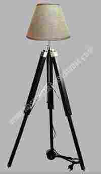 Lamp Stand With Stand