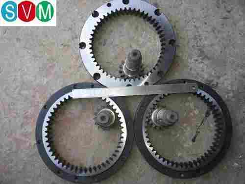 Planetary Gear with Pinion