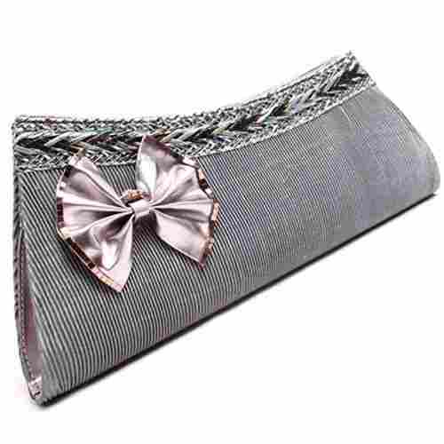  High-Quality Ladies Embroidered Hand Purses