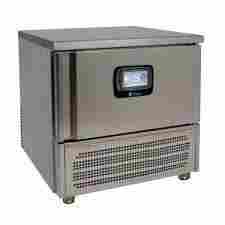 Self-Contained Freezer/Chiller