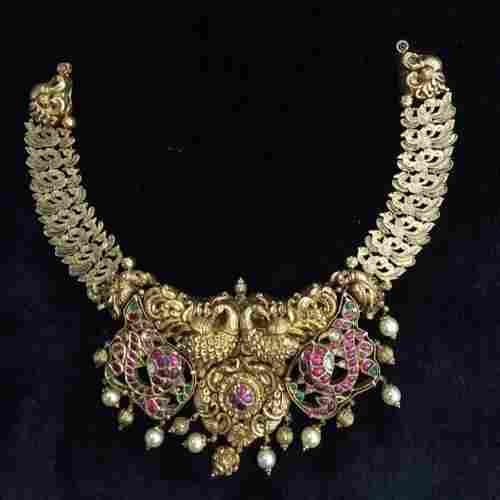 Designer Ladies Gold Necklace