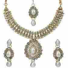 Highly Reliable Ladies Gold Necklace
