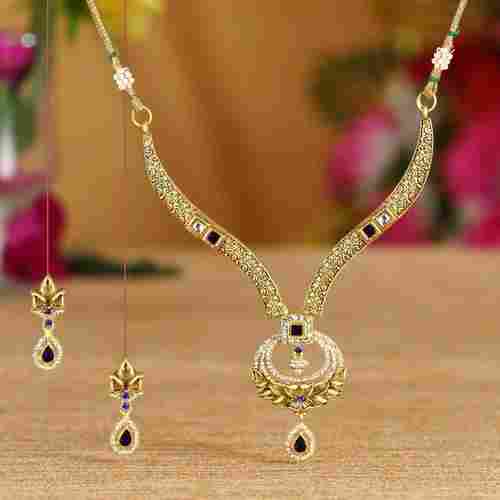 Blossomy Gold Plated Necklace Set For Women
