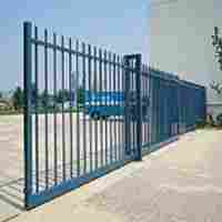 Sliding Gate With Long Service Life