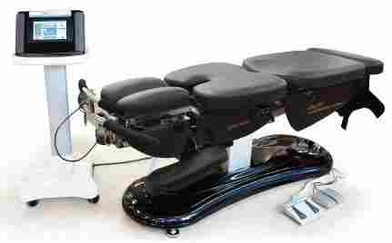 01M707 Chiropractic Table