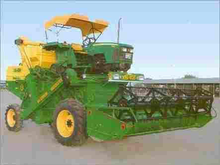 Heavy Agricultural Wheet Harvester