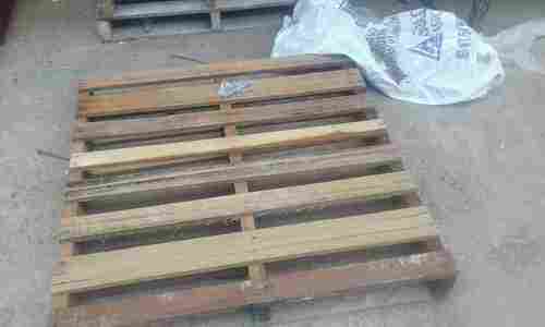 Used Industrial Wooden Pallets