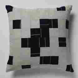 Attractive Cotton Designer Cushion