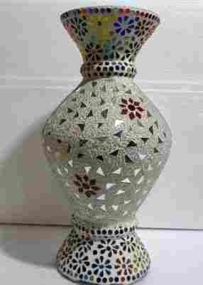 Fine Sheen Glass Flower Vase