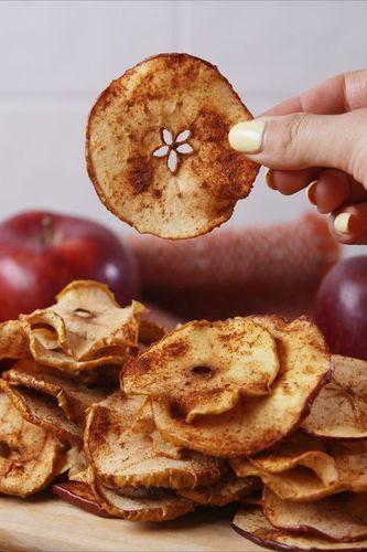 Tasty And Crispy Apple Chips