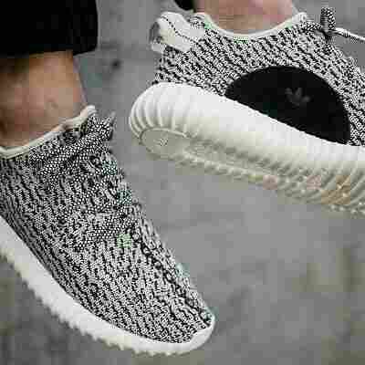 Top Quality Yezzy Shoes (Adidas)