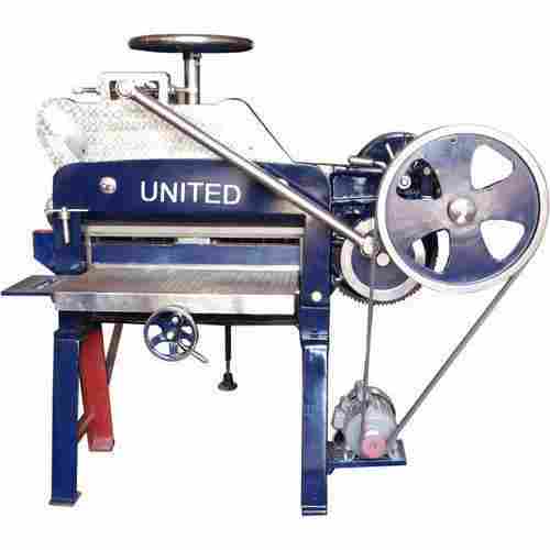 Deluxe Paper Cutting Machines